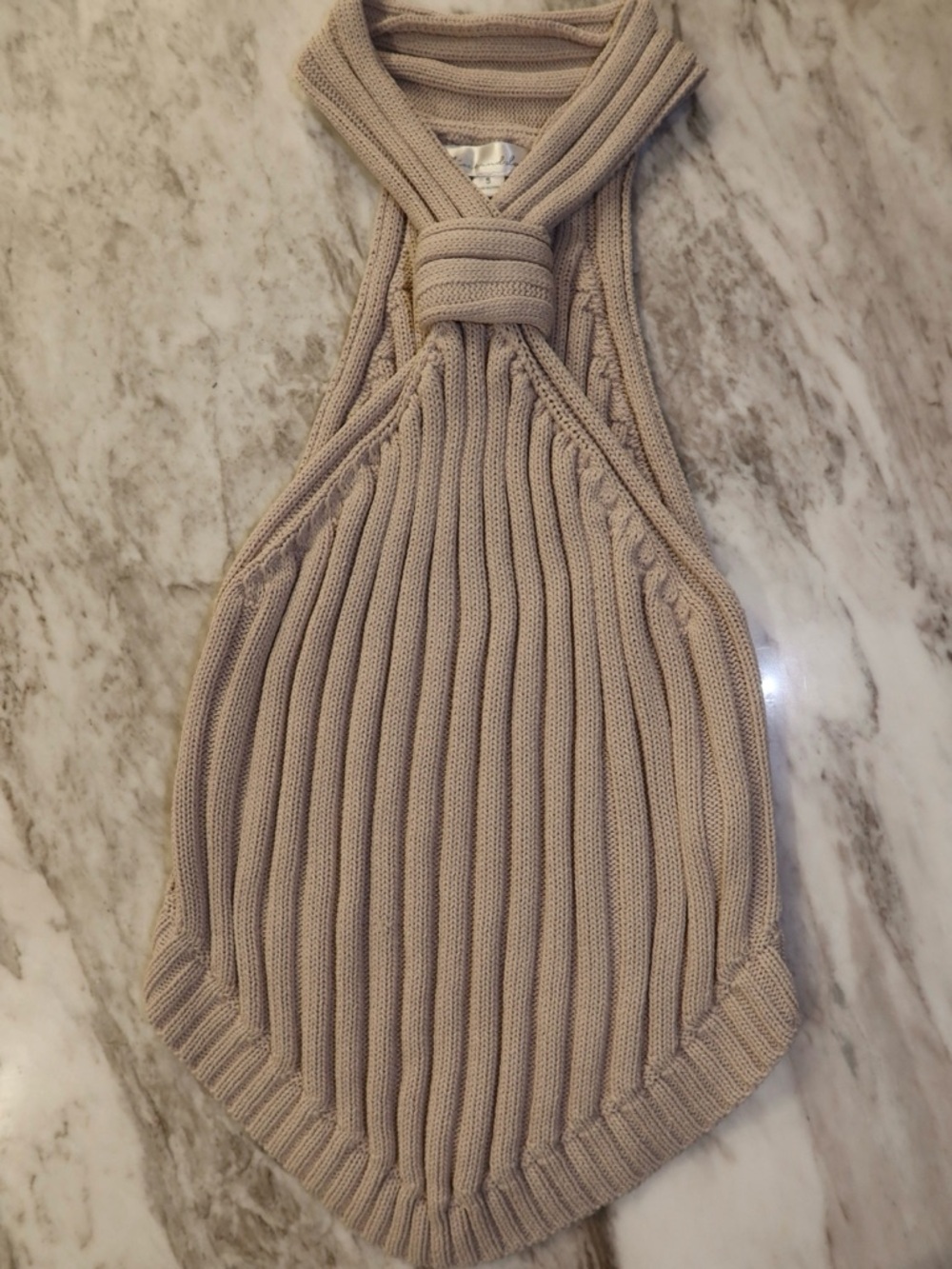 Line & Dot Cream Twist Halter Ribbed Tank - Picture 4 of 9